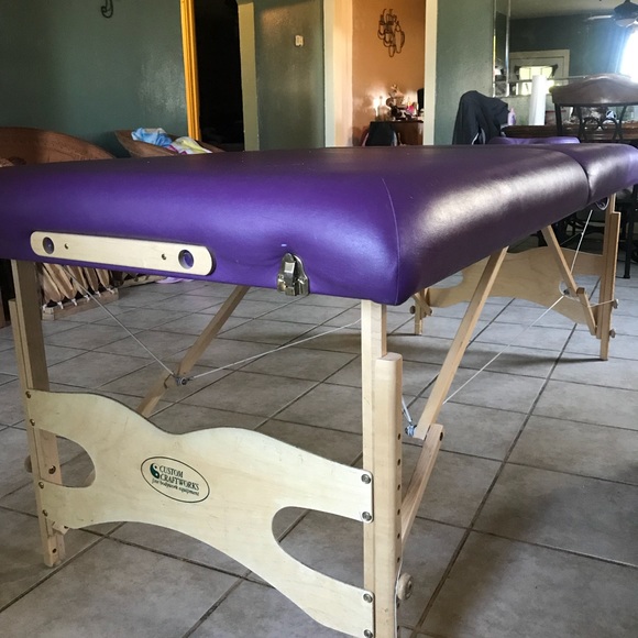 massage bed